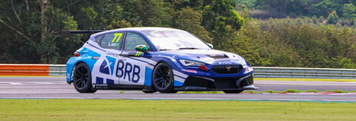 Raphael Reis é pole no sábado e no domingo no TCR South America e TCR Brasil