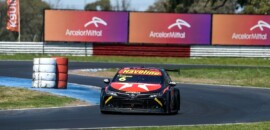 Stock Car inicia ano com dança das cadeiras no grid