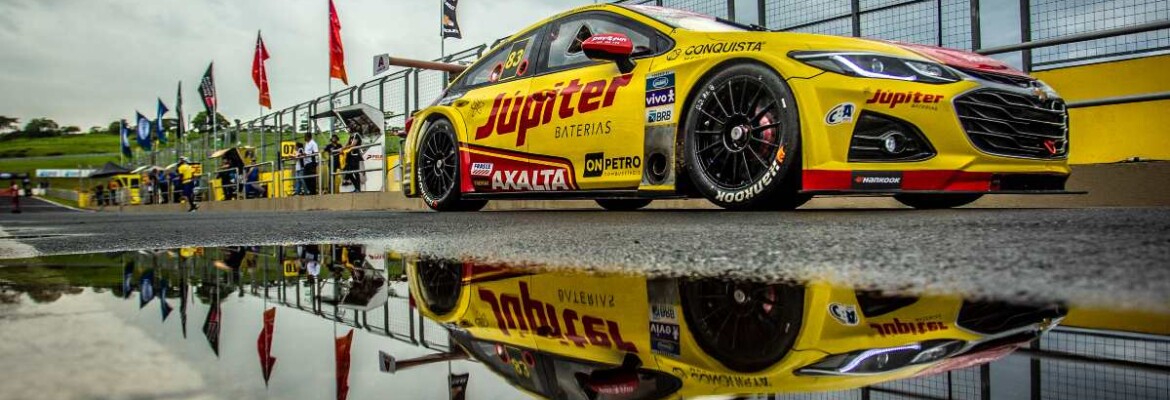 De calculadora na mão: Stock Car faz as contas para o título