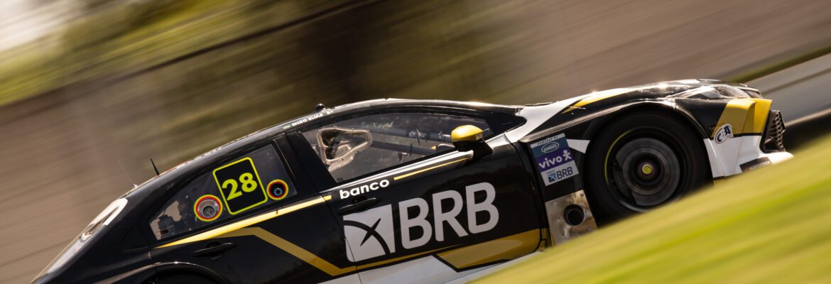 Enzo Elias elogia pista de Buenos Aires e mira melhora do carro para o sábado