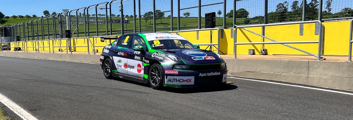 Lynk & Co e Peugeot aproveitam teste coletivo no Velocitta para desenvolver seus carros e testar novos pilotos