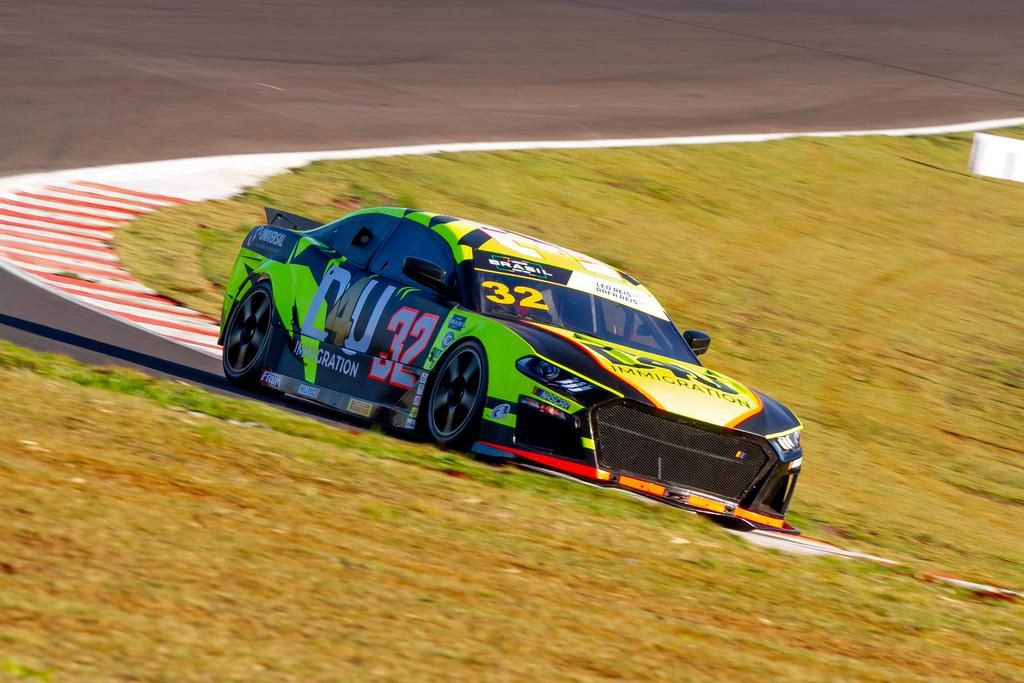 NASCAR Brasil: Leo e Rafa Reis defendem liderança em Londrina