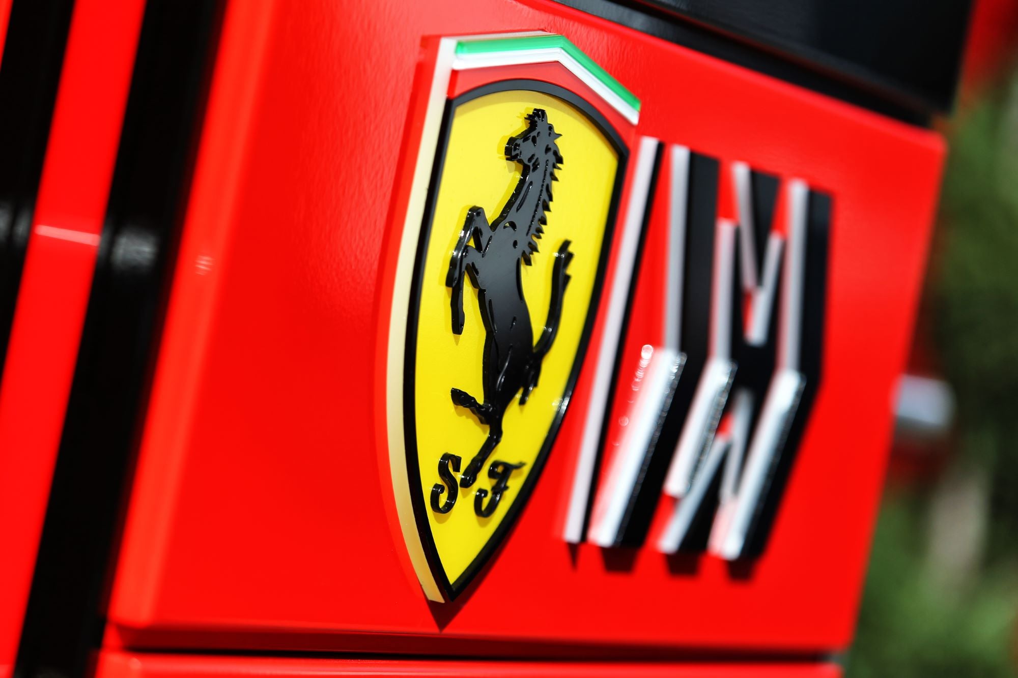 F1: Jornal italiano revela possível interesse da Ferrari em Russell