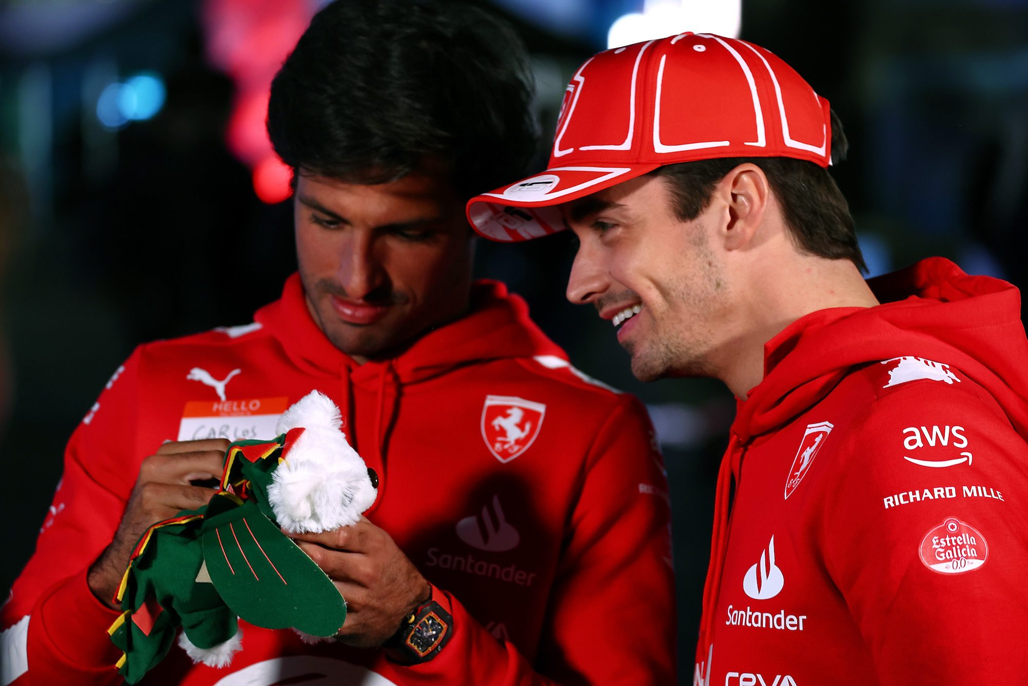 f1-sainz-revela-mudan-as-necess-rias-na-ferrari-para-disputar-t-tulo