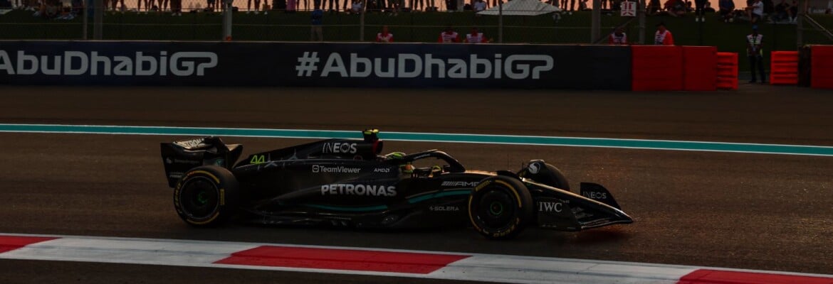 F1: "O W14 está mais inconstante do que nunca", disse Hamilton F1: “O W14 está mais inconstante do que nunca”, disse Hamilton