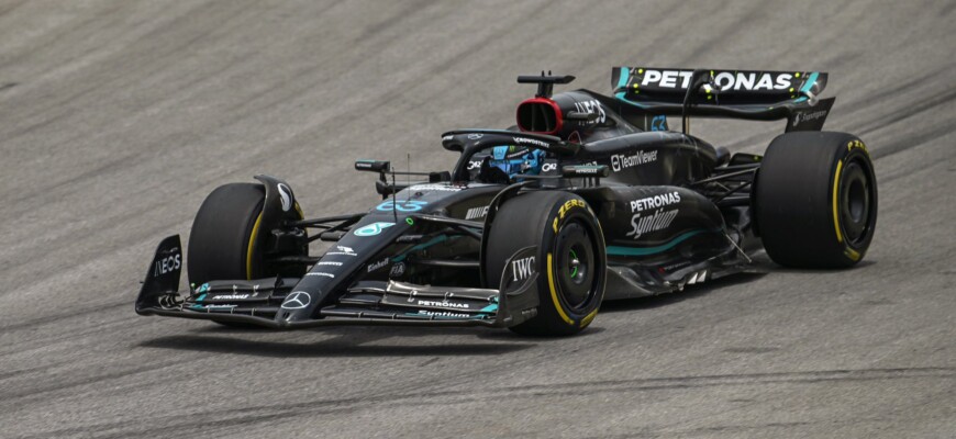 F1: Russell é mais rápido em dia focado em testes de pneus