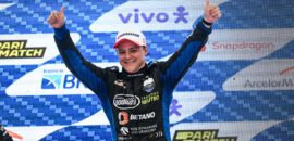 Massa vence pela primeira vez na Stock Car, que define finalistas