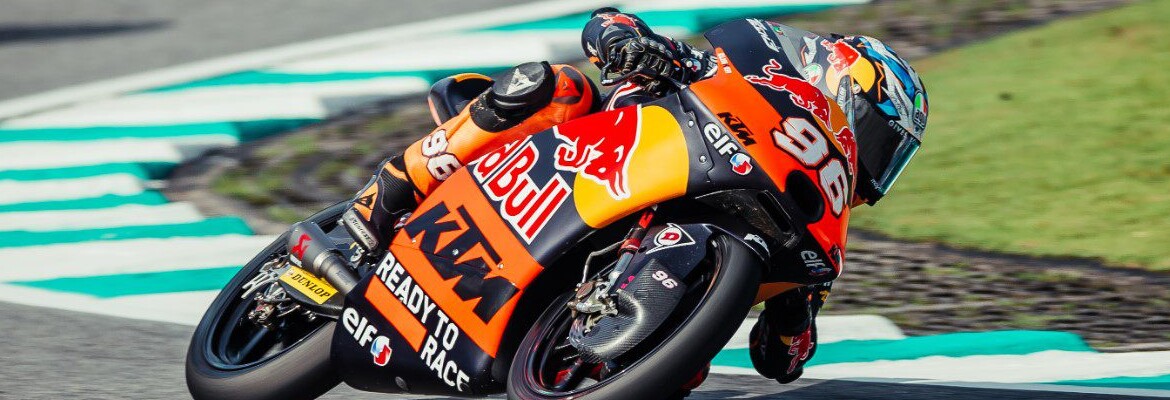 Moto3: Holgado lidera sexta-feira acidentada em Valência; Moreira é 9º