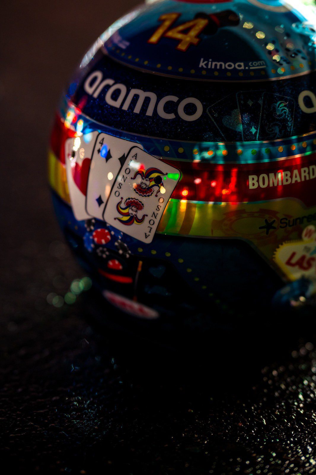 F1: Joker, Cobra e Deadpool; pilotos exibem capacetes temáticos no GP de Las Vegas