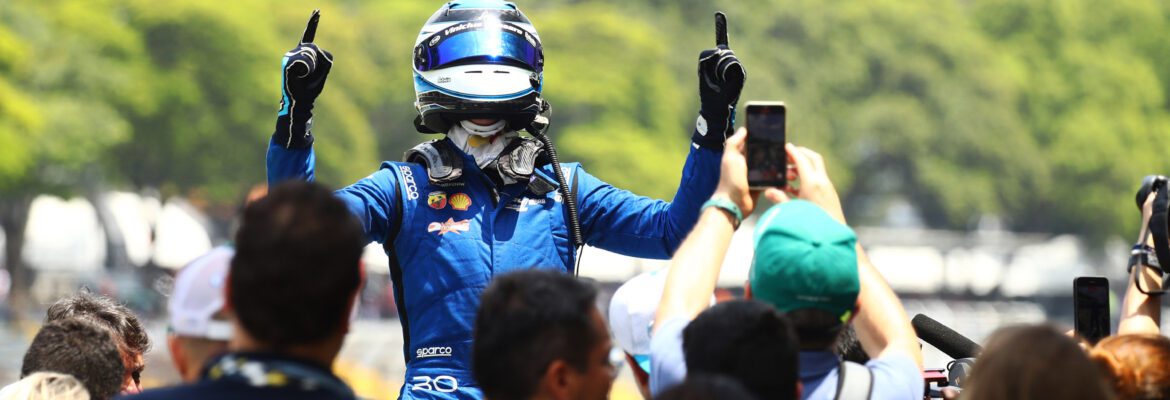 Tessaro é campeão da temporada 2023 da Fórmula 4 Brasil