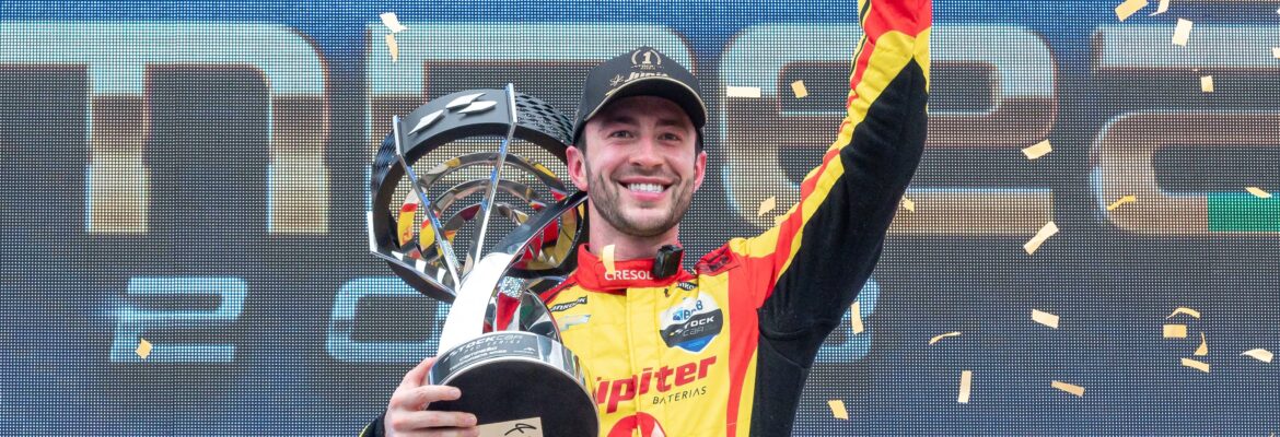 Casagrande é bicampeão da Stock Car em dia com vitórias de Zonta e Massa