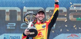 Casagrande é bicampeão da Stock Car em dia com vitórias de Zonta e Massa