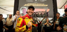 Casagrande é bicampeão da Stock Car