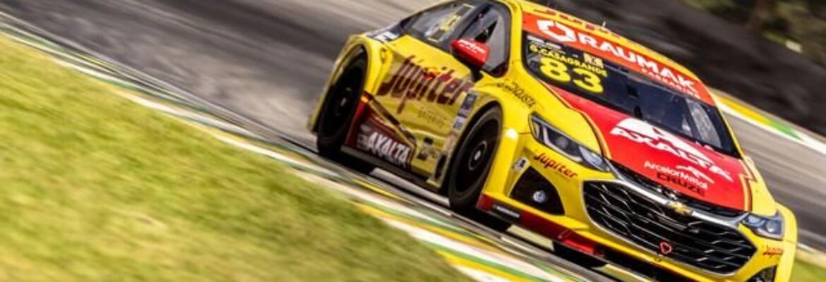 Líder do campeonato, Gabriel Casagrande abre decisão da Stock Car com melhor tempo da sexta-feira em Interlagos