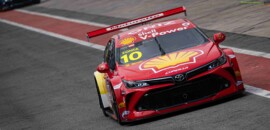 TOYOTA GAZOO Racing fecha temporada 2023 da Stock Car com vitória de Ricardo Zonta em Interlagos