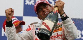 F1: Macacão de Hamilton do GP do Canadá de 2007 arrematado por $240 mil em leilão