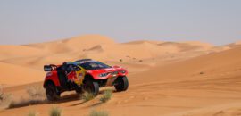 Dakar: Loeb vence especial de 48h, e Sainz lidera entre os competidores dos carros