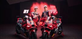 MotoGP: Com Acosta e Fernandez, GasGas Tech3 exibe pintura para 2024