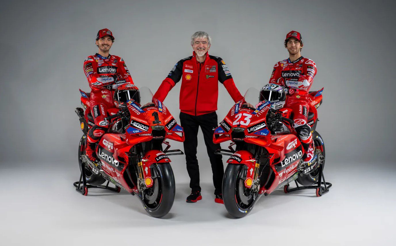 MotoGP: Ducati exibe moto de campeão Bagnaia em evento na Itália Lançamento Ducati 2024 - Francesco Bagnaia Enea Bastianini