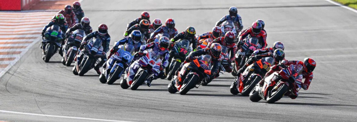 Largada - Valência MotoGP 2023