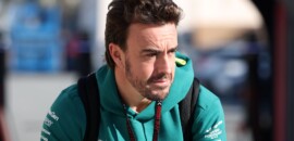 F1: Alonso recebe punição de 20 segundos após incidente com Russell na Austrália