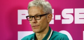 F1: Chefe da Aston Martin admite retrocesso no desenvolvimento da equipe