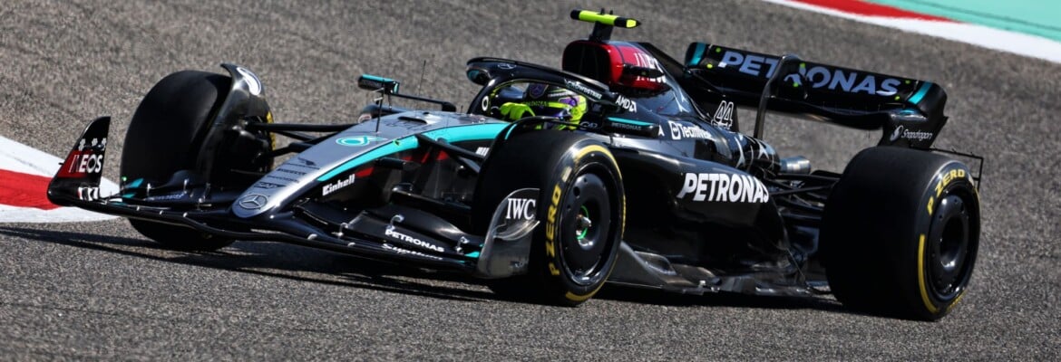 F1: Hamilton garante dobradinha da Mercedes no segundo treino para o GP do Bahrein