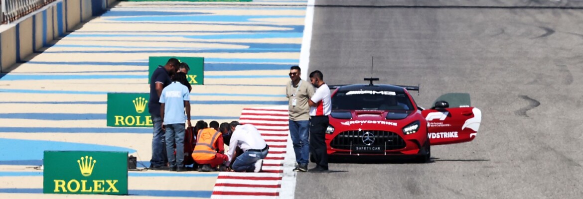 F1: FIA adota medidas para evitar problema com tampas soltas na pista do Bahrein F1: FIA adota medidas para evitar problema com tampas soltas na pista do Bahrein