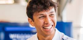Fórmula 1: Albon brinca com apelido de Sainz nas redes sociais