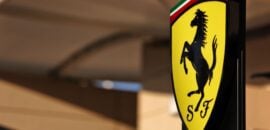 Fórmula 1: Ferrari premia funcionários com bônus após lucro acima do esperado