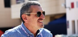 F1: Steiner discorda de Verstappen sobre regulamentos de 2026