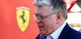 F1: Ex-chefe da Alpine diz que Hamilton é último a chegar ao paddock: “Espera os fotógrafos”