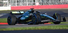 F1: Novo carro da Aston Martin já foi para a pista