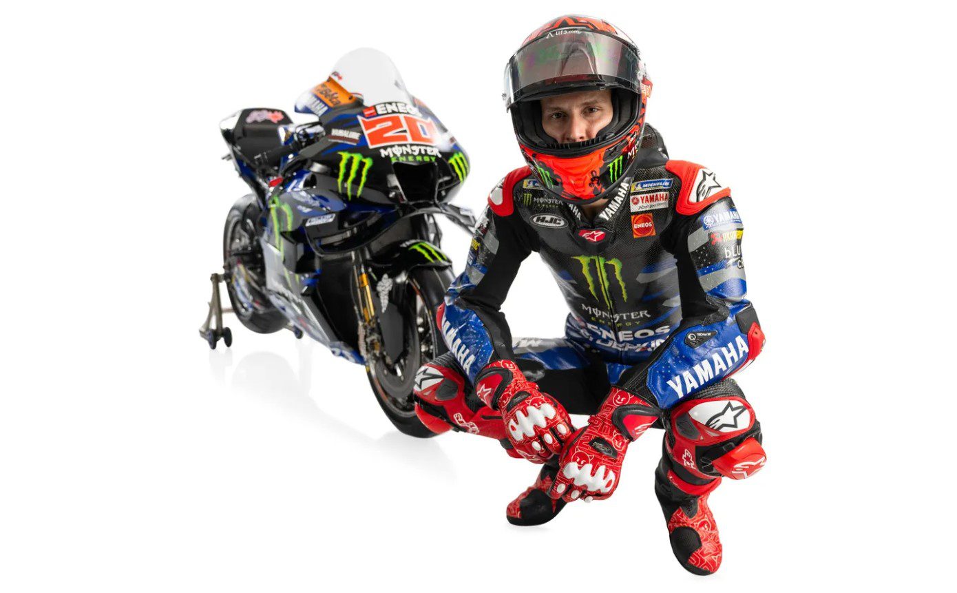 MotoGP: Sem grandes mudanças, Yamaha exibe moto para temporada 2024 Lançamento Yamaha 2024 - Fabio Quartararo Alex Rins