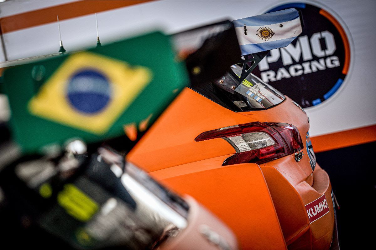 Pedro Cardoso vai guiar Peugeot 308 da PMO Racing no TCR South America Banco BRB 2024