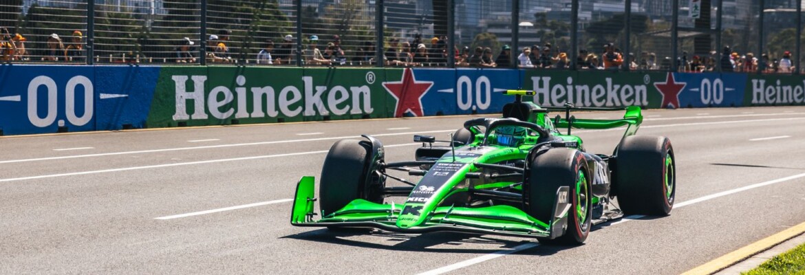 F1: Zhou vai largar do pit lane por um motivo curioso