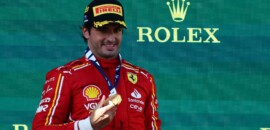 F1: Ferrari conquista sua 10ª vitória em Melbourne enquanto a Mercedes encerra sequência de 62 corridas pontuando