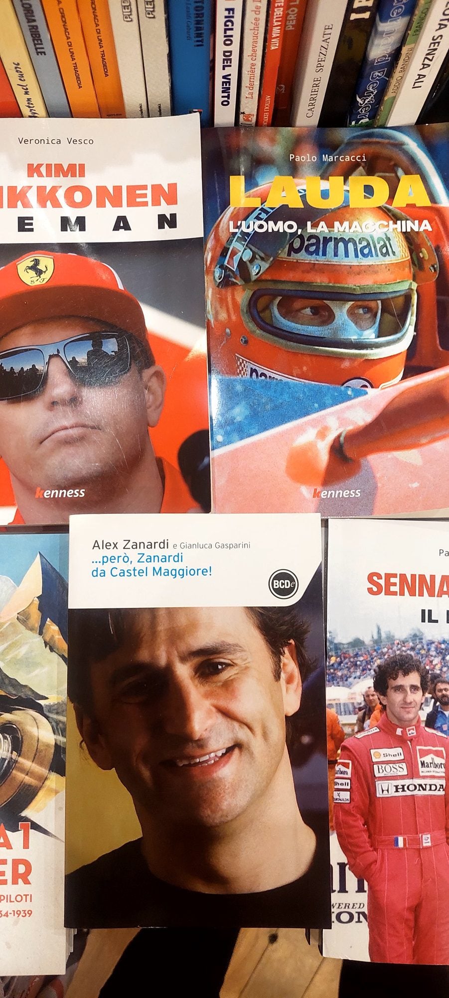 Conheça a livraria exclusiva sobre esporte a motor na Itália