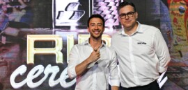Stock Car amplia ações extra pista e entrega anel de campeão para Gabriel Casagrande