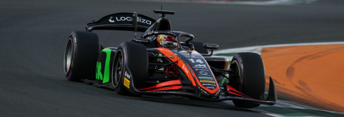 F2: com ultrapassagem dupla, Enzo Fittipaldi toma liderança e vence corrida 2 em Jeddah