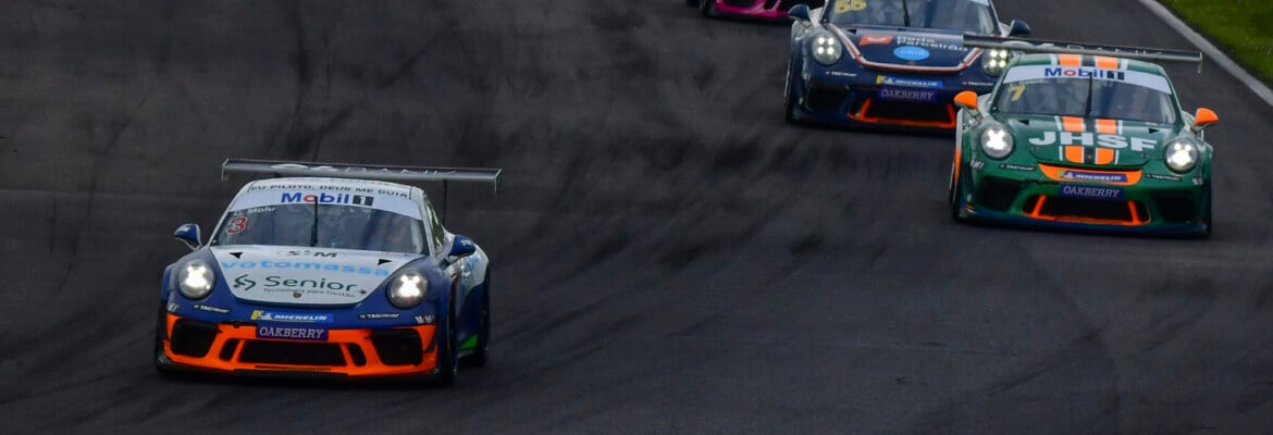 Porsche Cup Sprint Challenge: Cristian Mohr escala o grid e completa a etapa com pódio em Goiânia