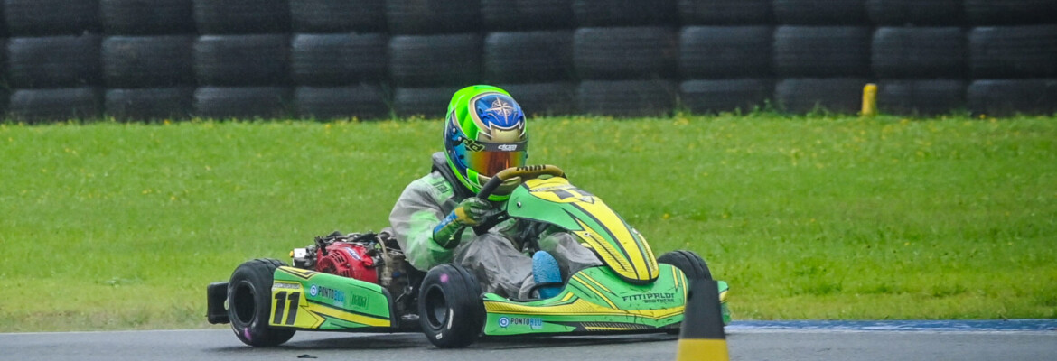 Vicente da Silva é destaque na abertura da Copa Beto Carrero de Kart