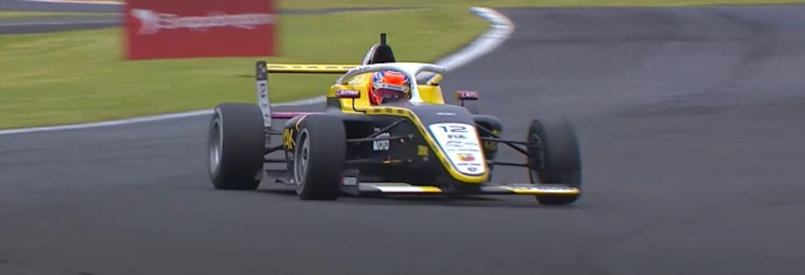 Veja ao vivo a corrida 3 da etapa do Velocitta da F4 Brasil
