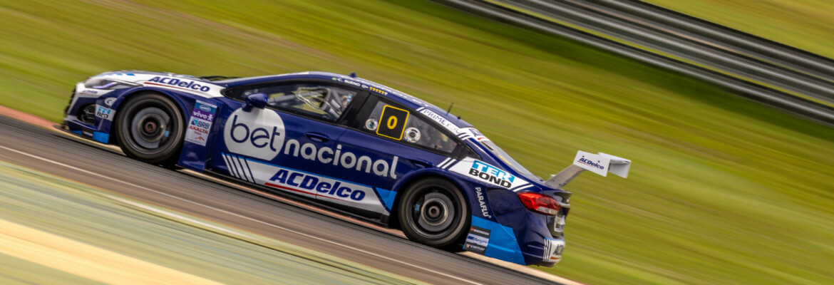 Cacá Bueno e Autódromo de Goiânia celebram aniversário em semana de festa na Stock Car