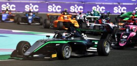 Doriane Pin lidera dobradinha na abertura da temporada da F1 Academy em Jeddah