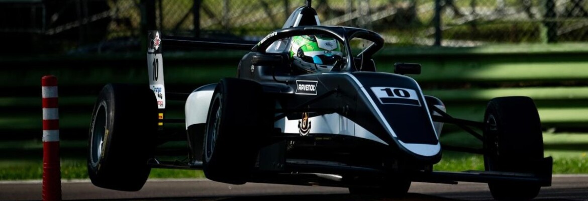 F4 Italiana: Matheus Ferreira avalia testes positivos em Imola e Paul Ricard