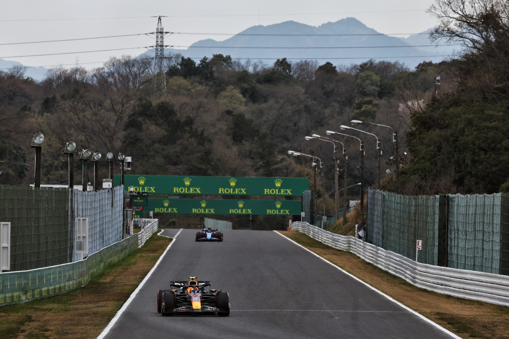Verstappen y Pérez no logran impresionar en el simulacro de carrera de Suzuka