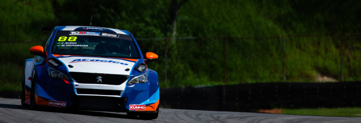Cacá Bueno mira corrida de recuperação em estreia no TCR South America