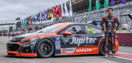 Gabriel Casagrande estreia novas cores em comemoração aos 45 anos da Stock Car