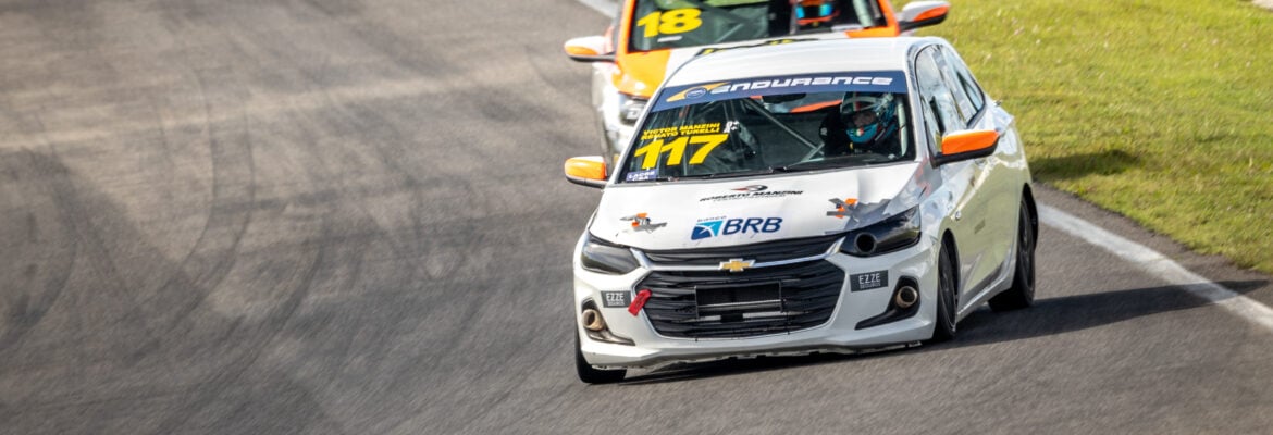 Manzini preparado para corridas da Turismo Nacional em Interlagos